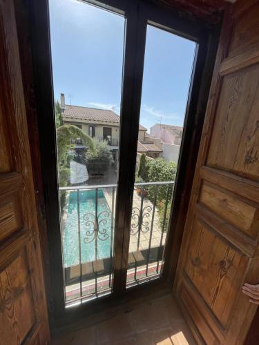 Vistas al jardín desde vivienda fondo